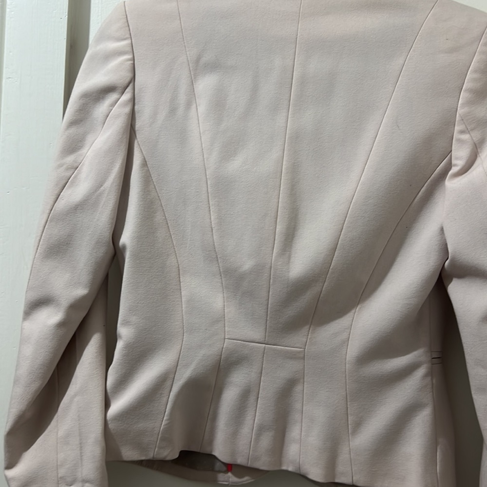 Beautiful jacket - Picture 4 of 4